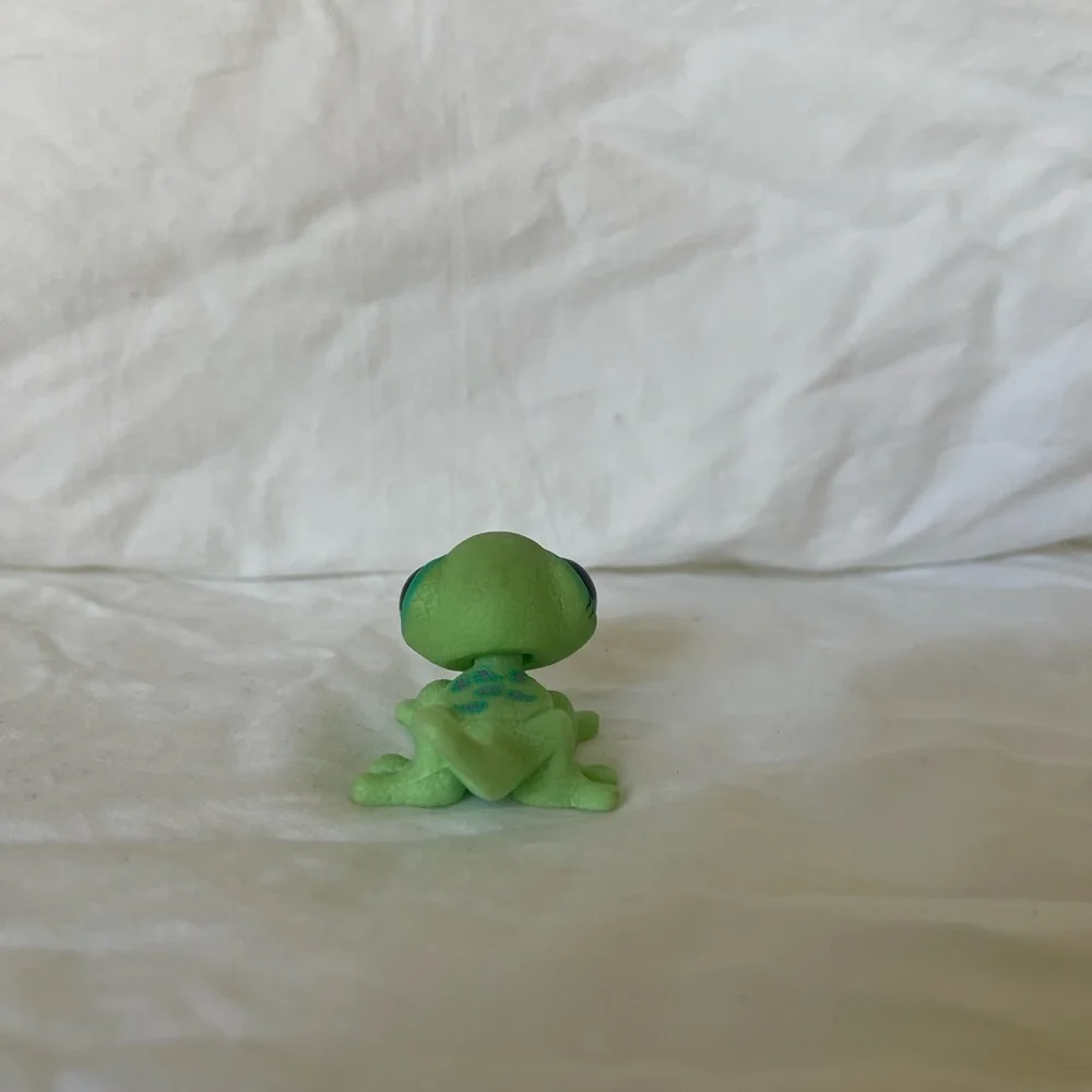 Littlest Pet Shop Authentic FROG #1020 Hasbro LPS